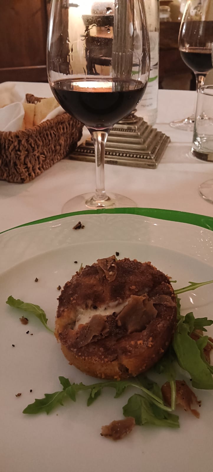 Soufflè al tartufo nero estivo - Osteria di vitalonga