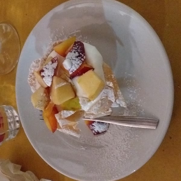 Pasta fillo yogurt e frutta fresca - Tennis Club Pistoia, Pistoia