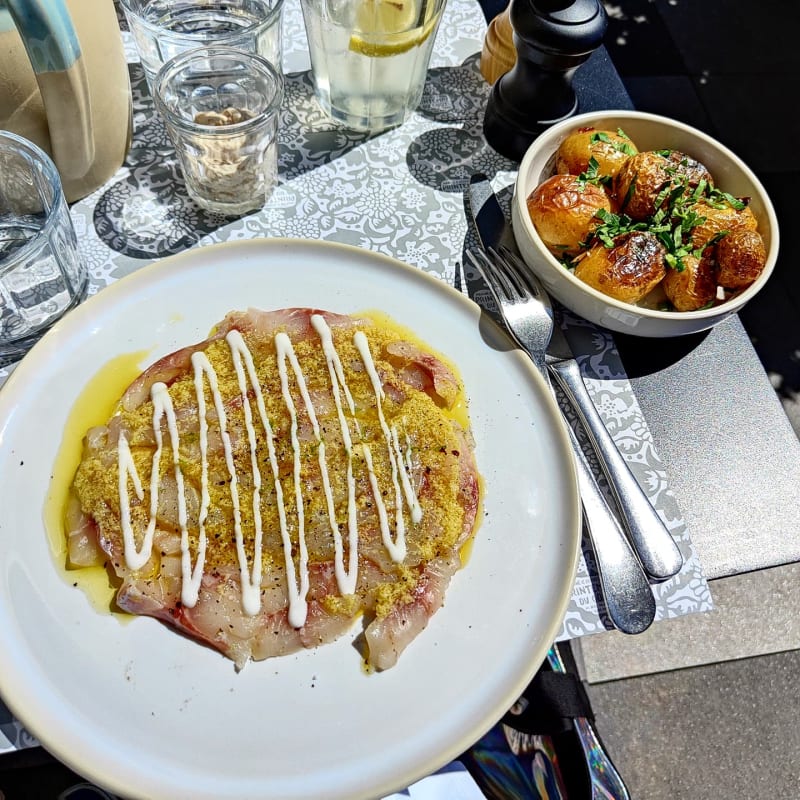 La Reine Mer Printemps a Parigi Menu, prezzi, immagini, recensioni