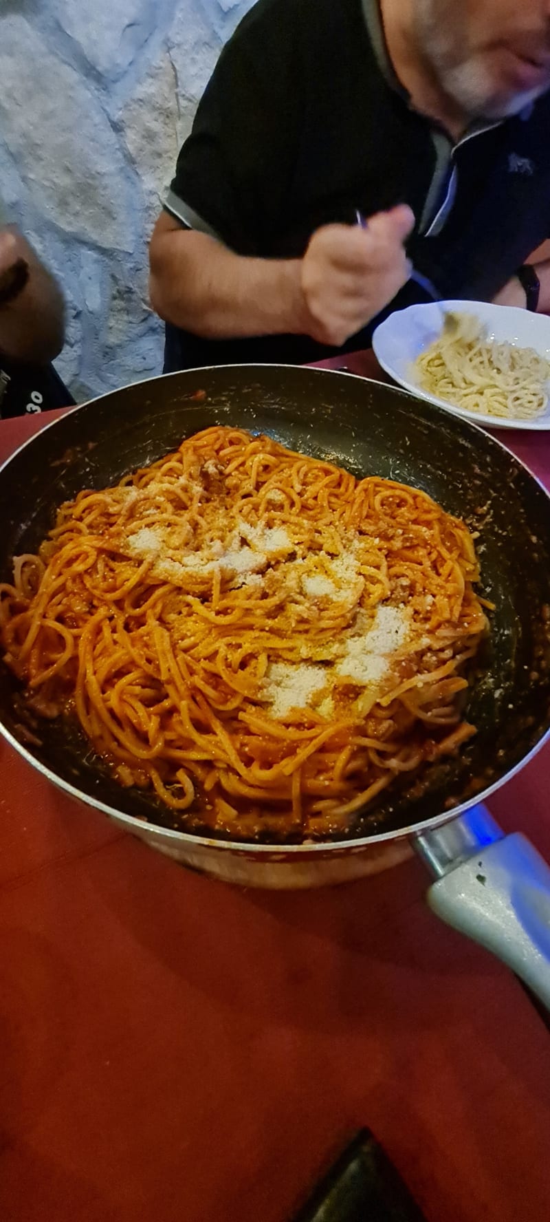 Bucatini all' matriciana - Fraschetta dei Miracoli