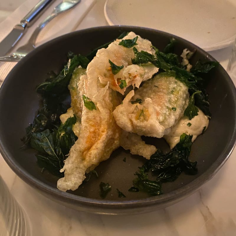 Tempura de Fleurs de Courgette - Malro, Paris