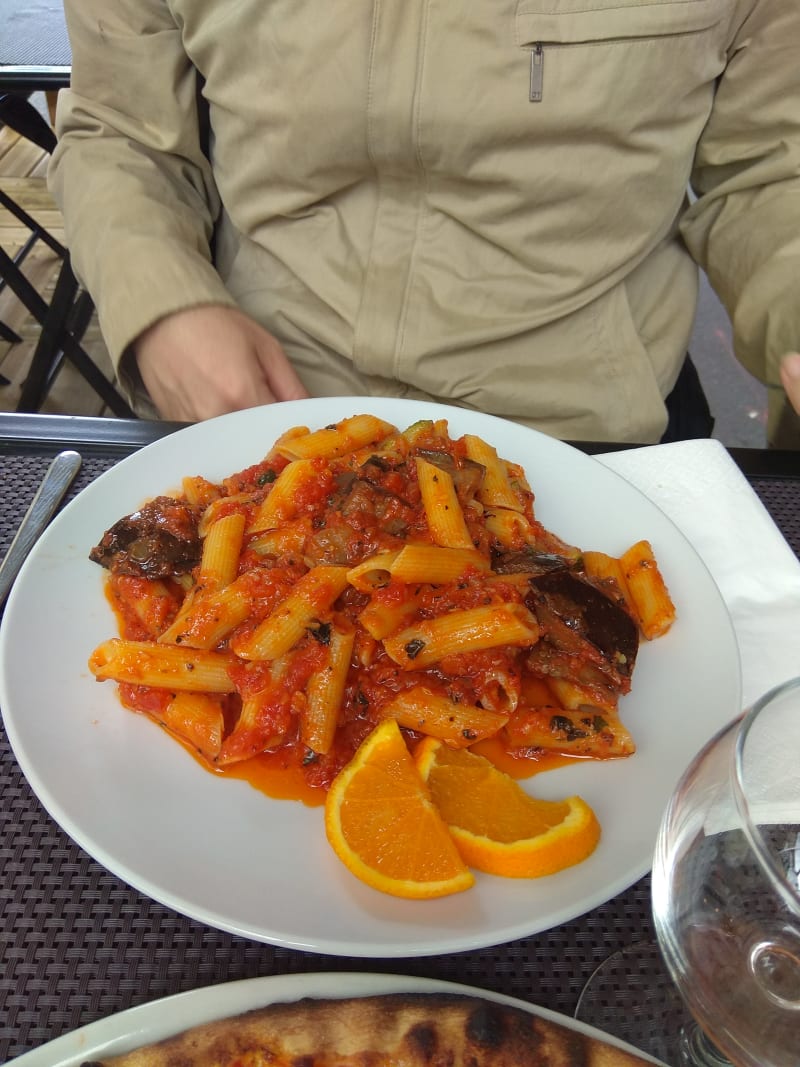 Penne à la sicilienne - Le Bonheur de Cardinet, Paris