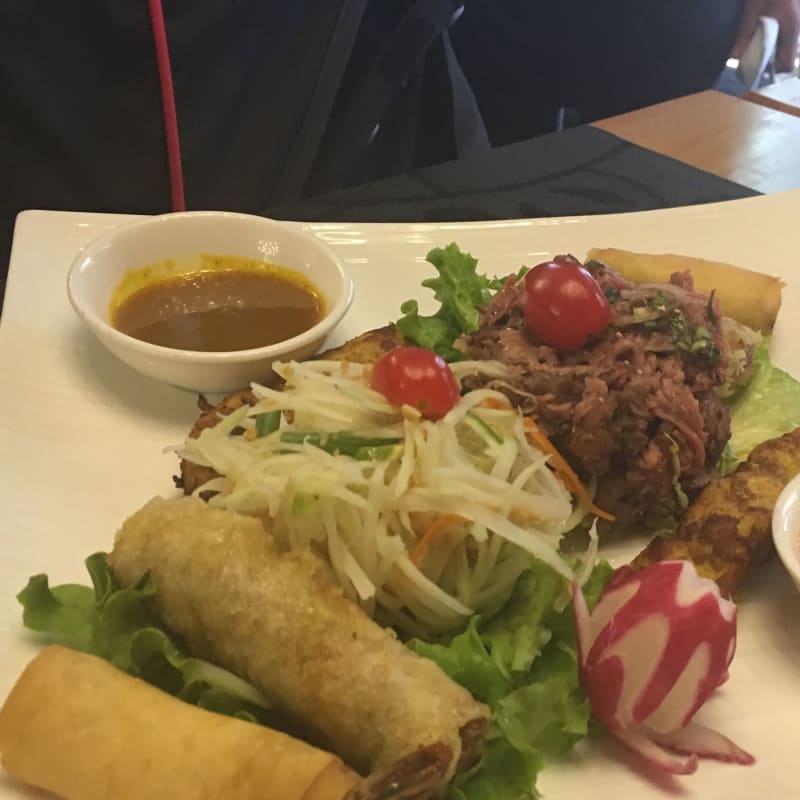 À manger seul ç mieux - Bistro Thai, Asnières-sur-Seine