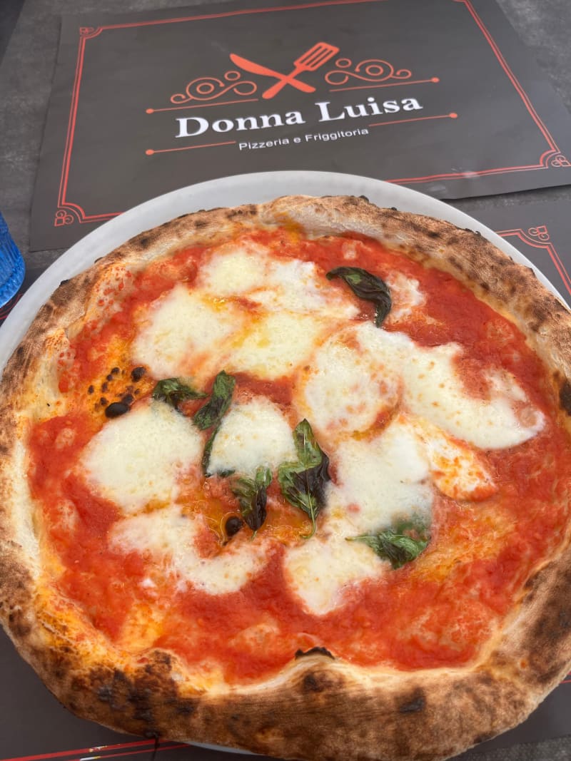 Donna Luisa, Naples