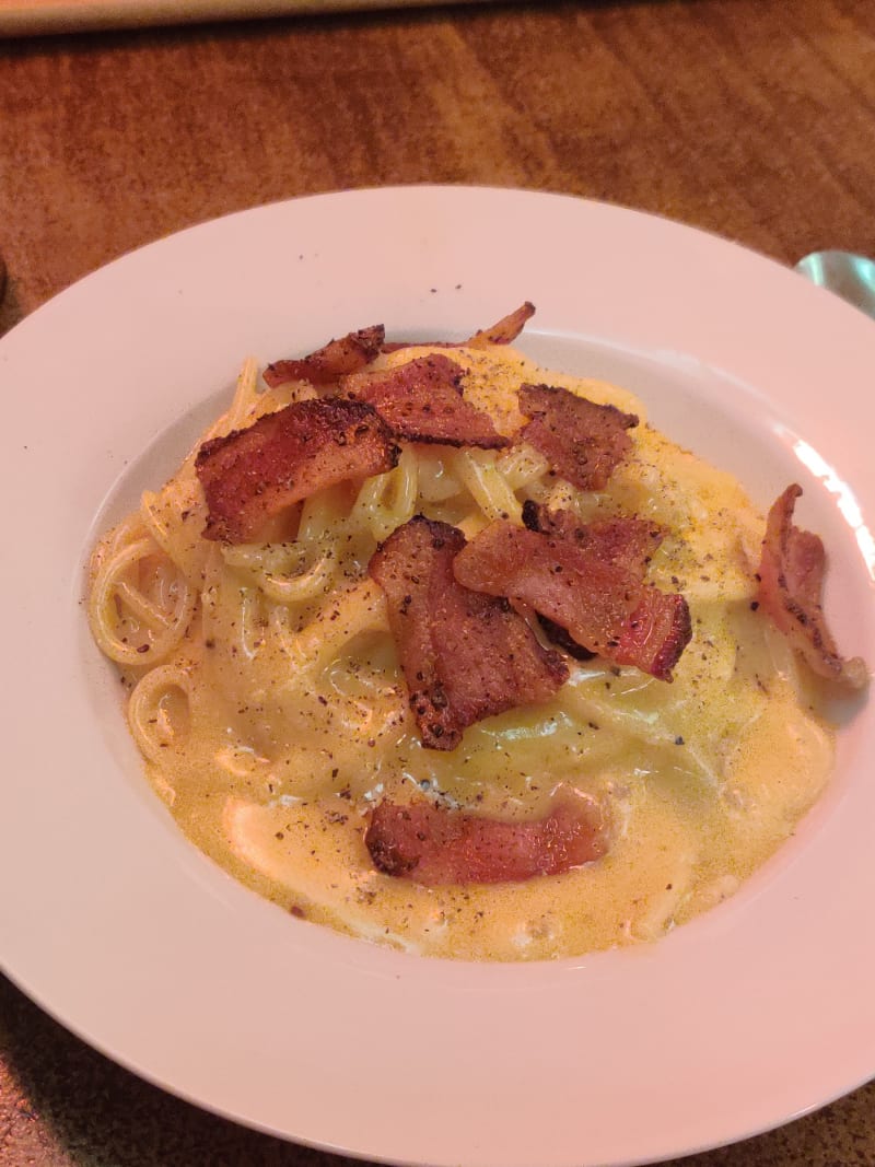 Spaghetti alla carbonara - Rua Taverna Gastronomica Italiana, Barcelona