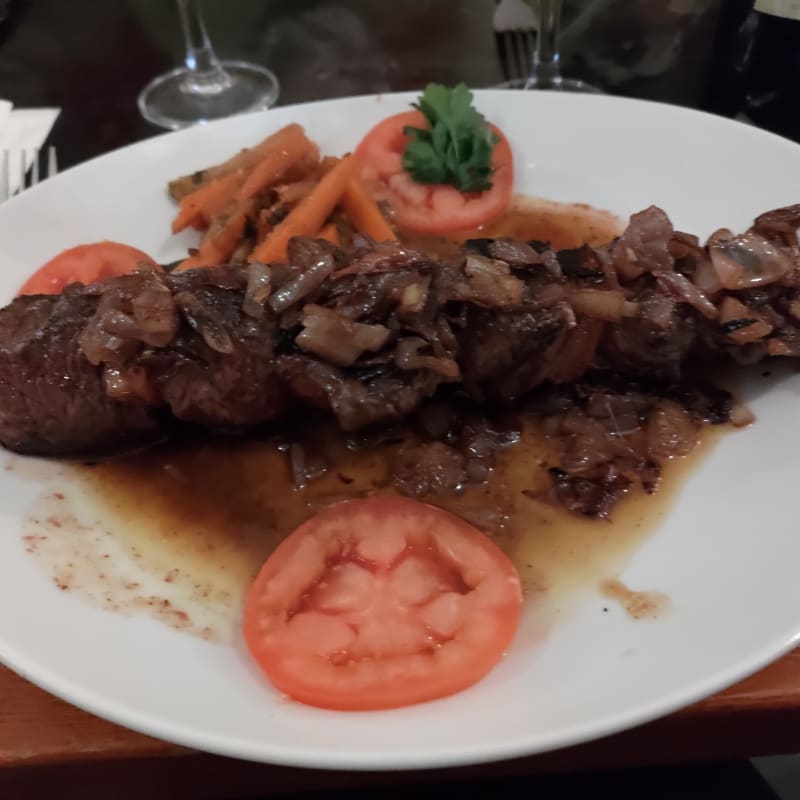 trés belle brochette de boeuf à l'échalotes - L'étoile de l'Est, Paris