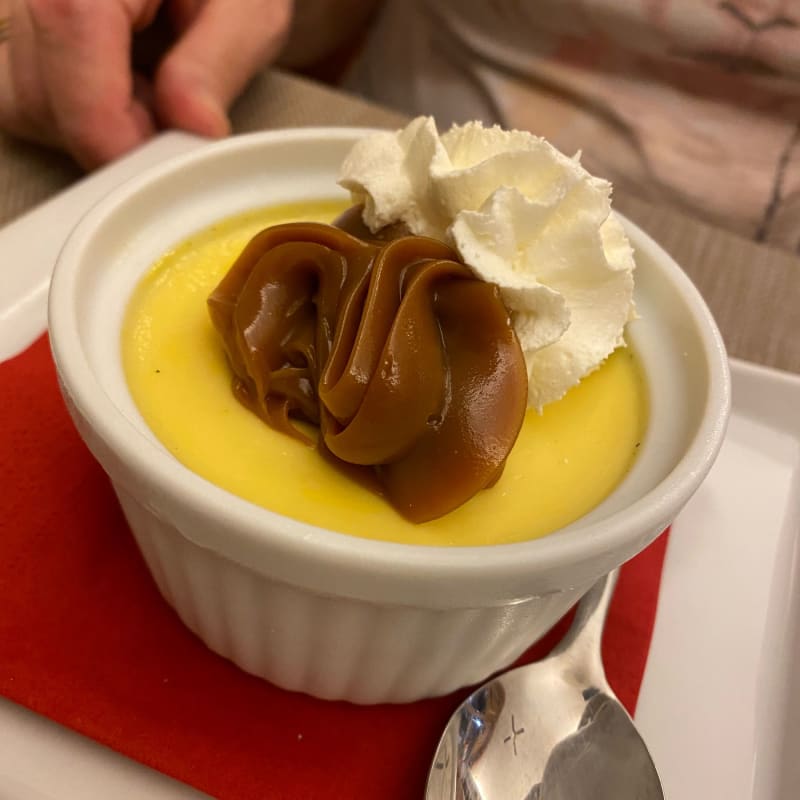 Flan Casero con Dulce de leche - Mi Buenos Aires, Biella