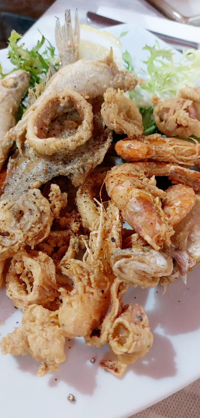 Fritto misto - Addu Fratemo - Trattoria e Pizzeria, Naples