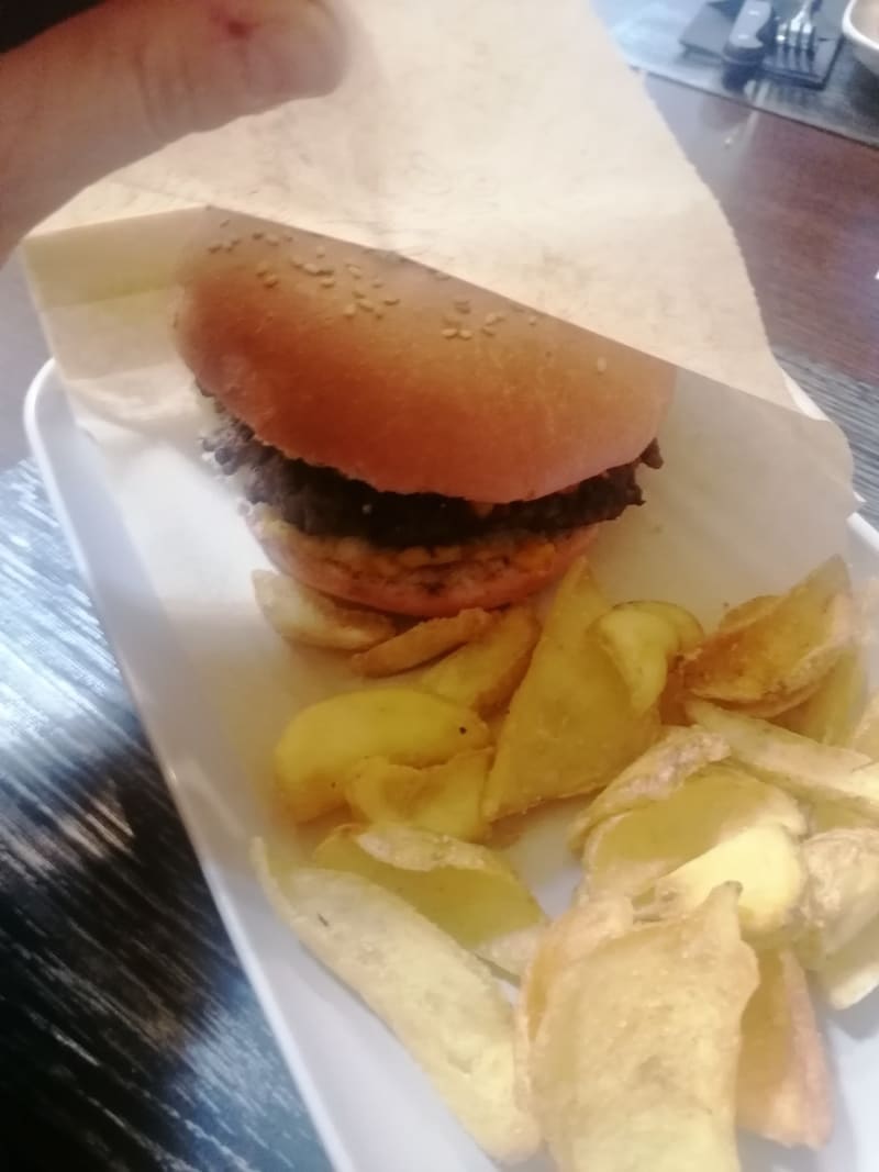 Moma 2.0 Burger Museum, Barletta