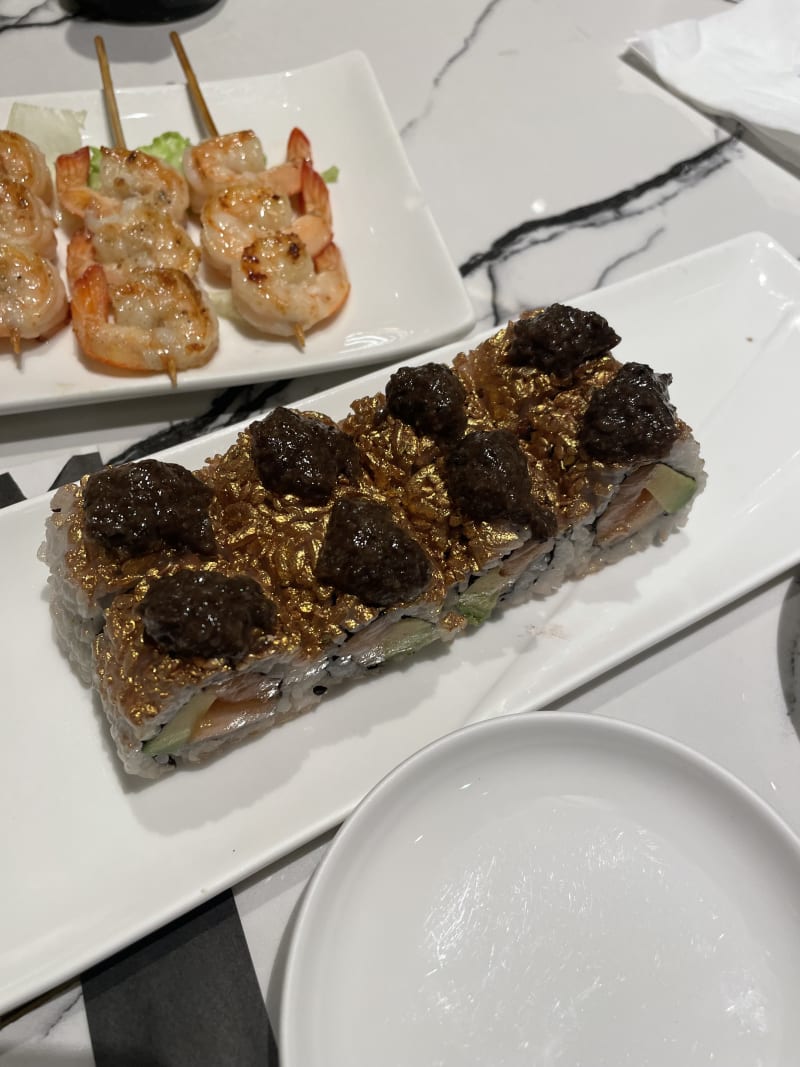 Shiny Sushi And Fusion Restaurant, Milan