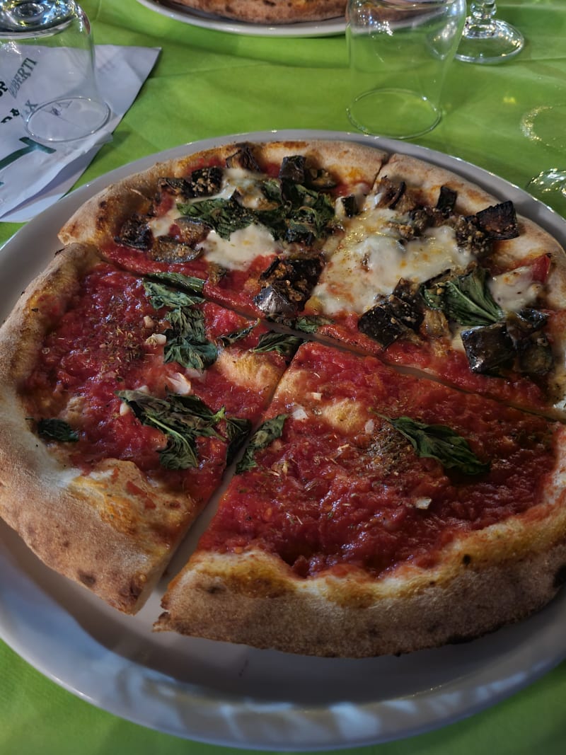 Marinara e siciliana - Pizzeria Stabiae - Hotel dei Congressi, Castellammare Di Stabia