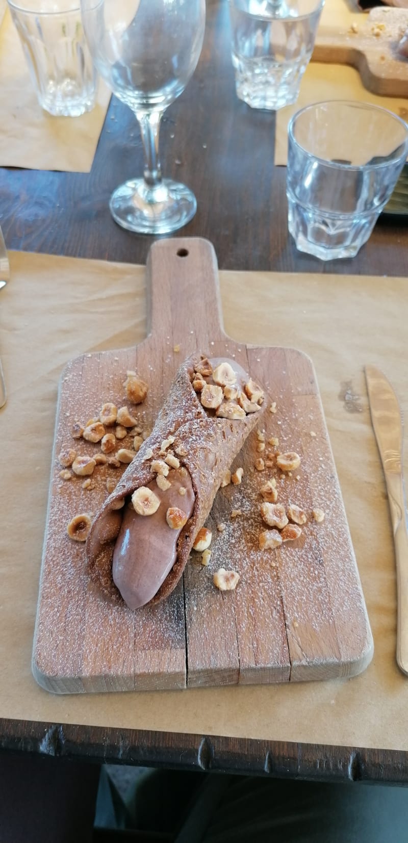 Cannolo cioccolato e nocciole - Agriturismo La Fucina