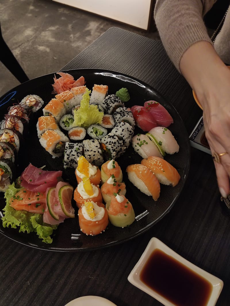 Sekai Sushi Bar, Lisbon