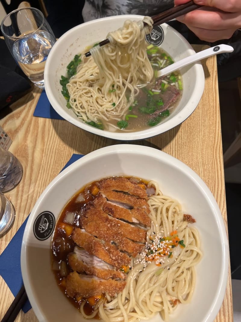 Face noodles (Hand made), Paris