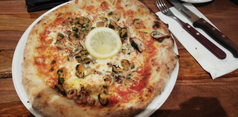 Pizza Fruit De Mer - Boccalino, Lausanne