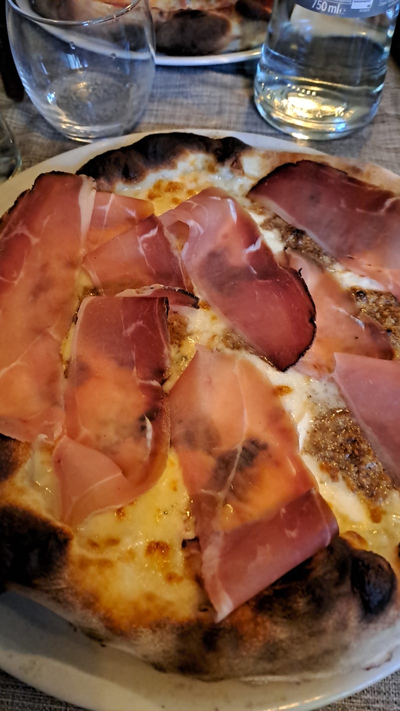 Pizzeria Bianco e Nero, Livorno