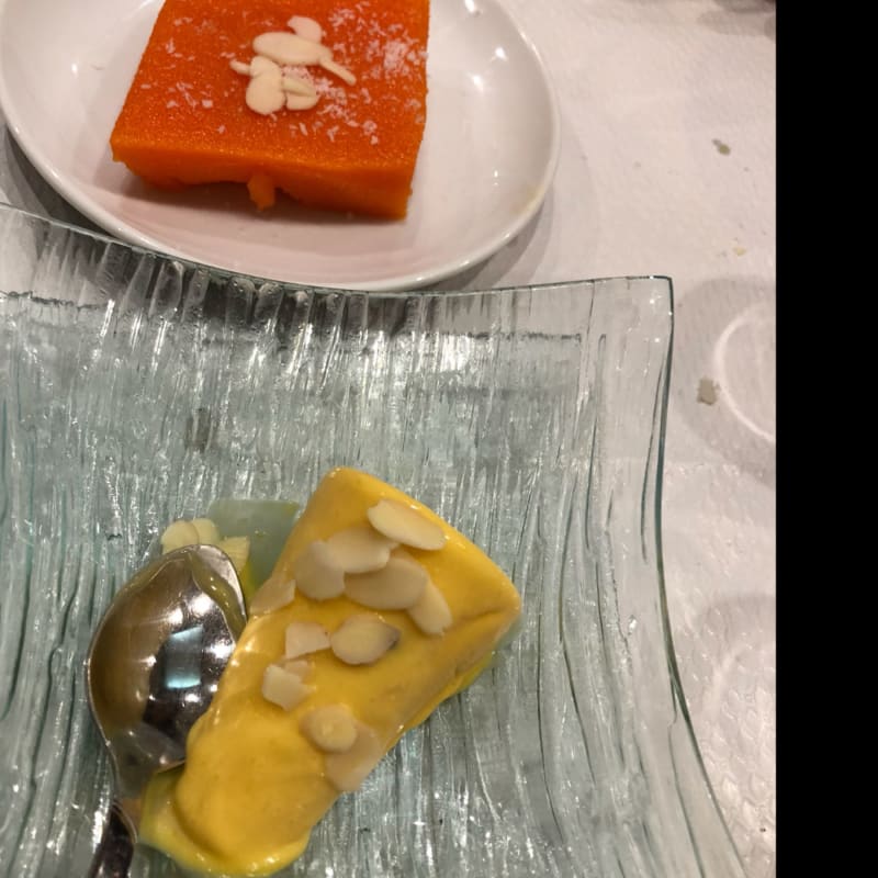 Halwa (gâteau semoule) & Kulfi (glace mangue & lait) - Luckey, Malakoff