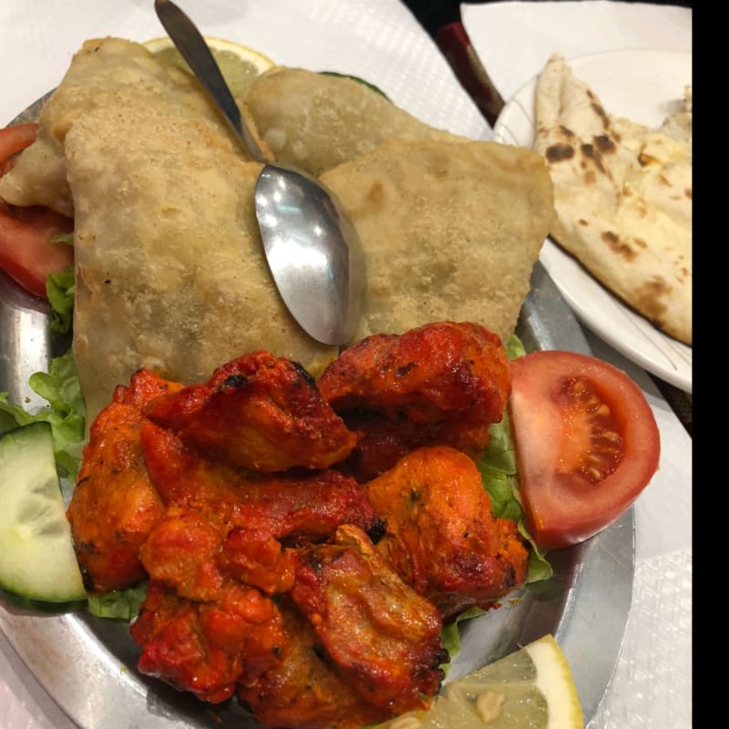 Poulet tandoori & samosas de légume - Luckey, Malakoff