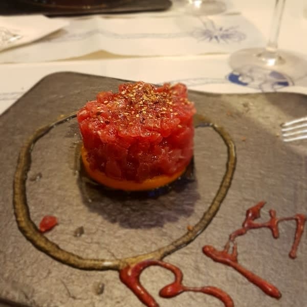 Tartare di tonno - E Dai, Massa