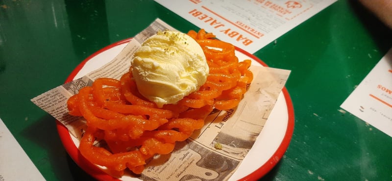 Baby Jalebi Gracia, Barcelona