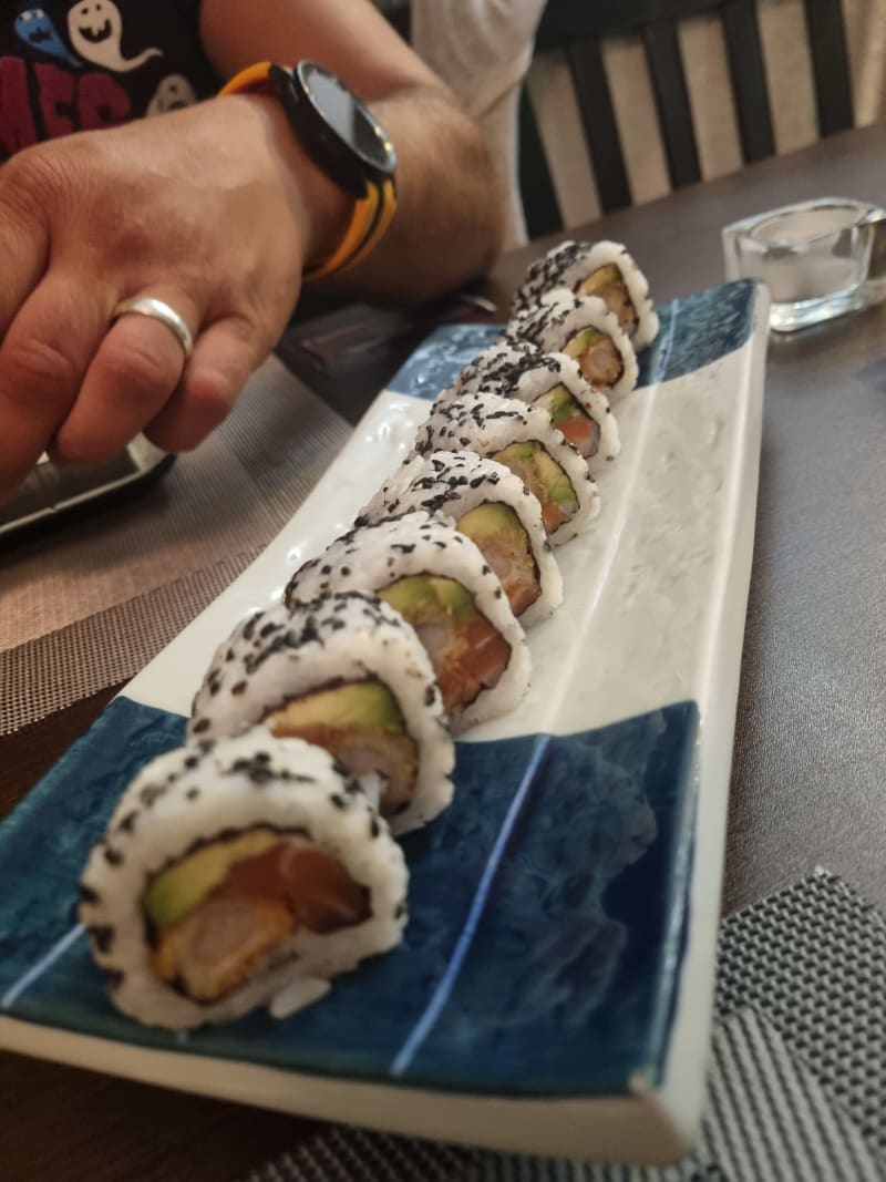 1000111742.jpg - Koen Sushi