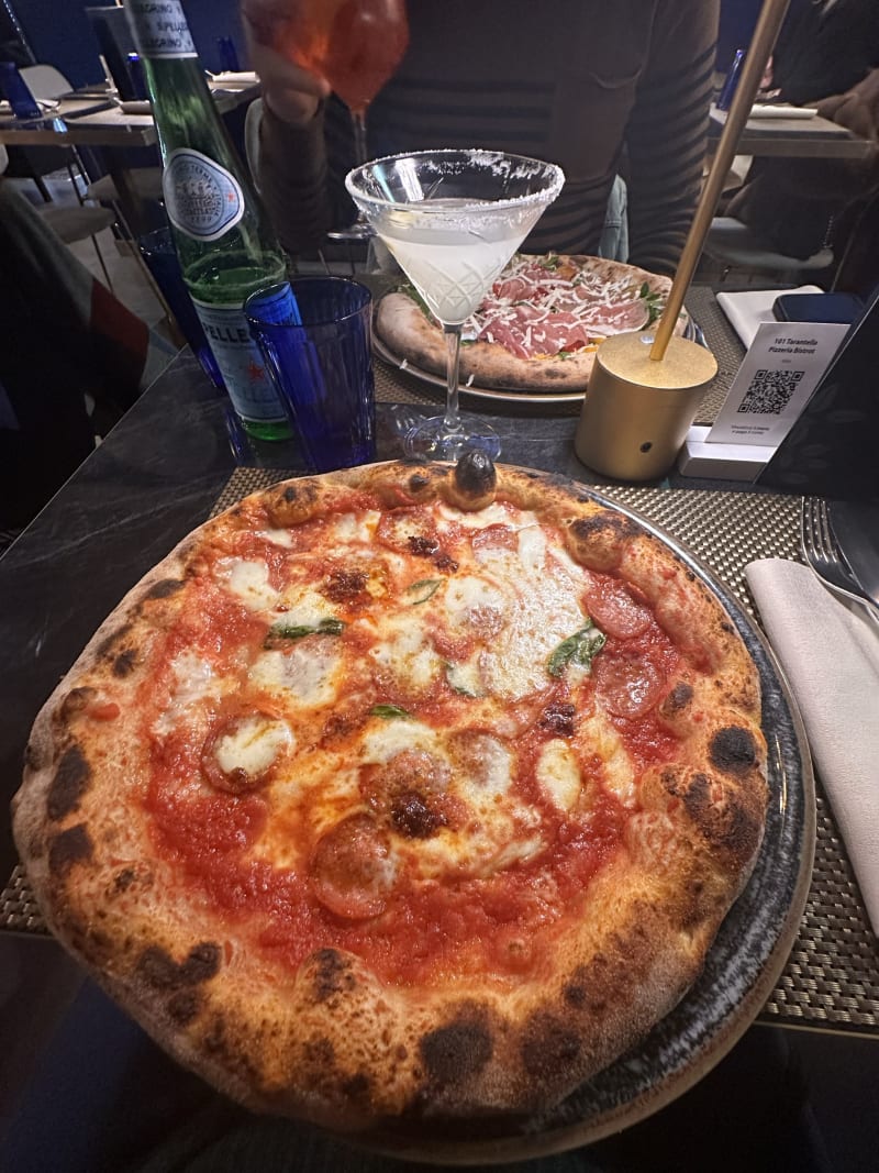 101 Tarantella Pizzeria Bistrot, Milan