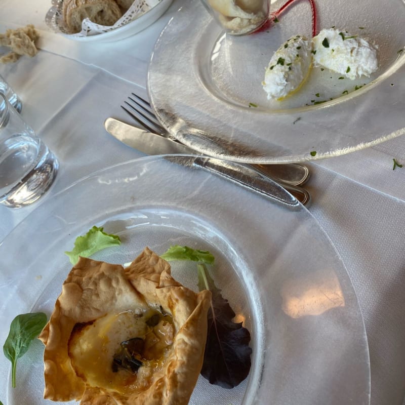 Cestino uovo e tartufo e baccalà mantecato  - Locanda Veneta, Vicenza