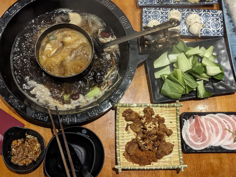 Restaurante Shullun Hot Pot en Valencia Menú 2024, opiniones, precios