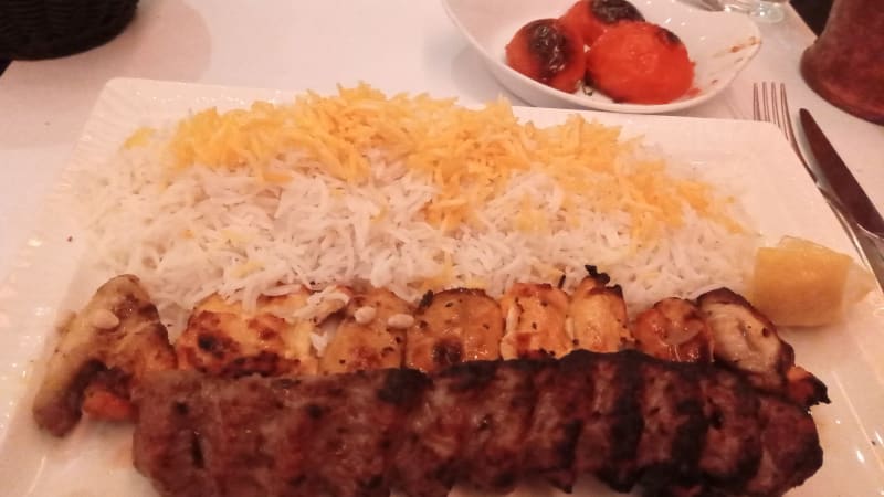 SOLTANI No3 ( Koubideh/Coquelet) - Shabestan, Paris