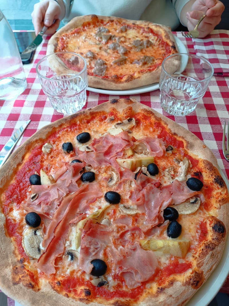 Taverna del Borgo Antico, Milan