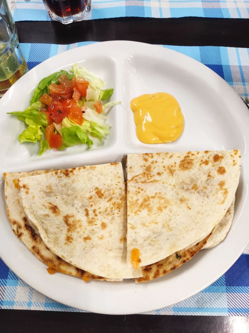 Quesadillas Pollo e Formaggio - El Burrito y Papas, Moncalieri