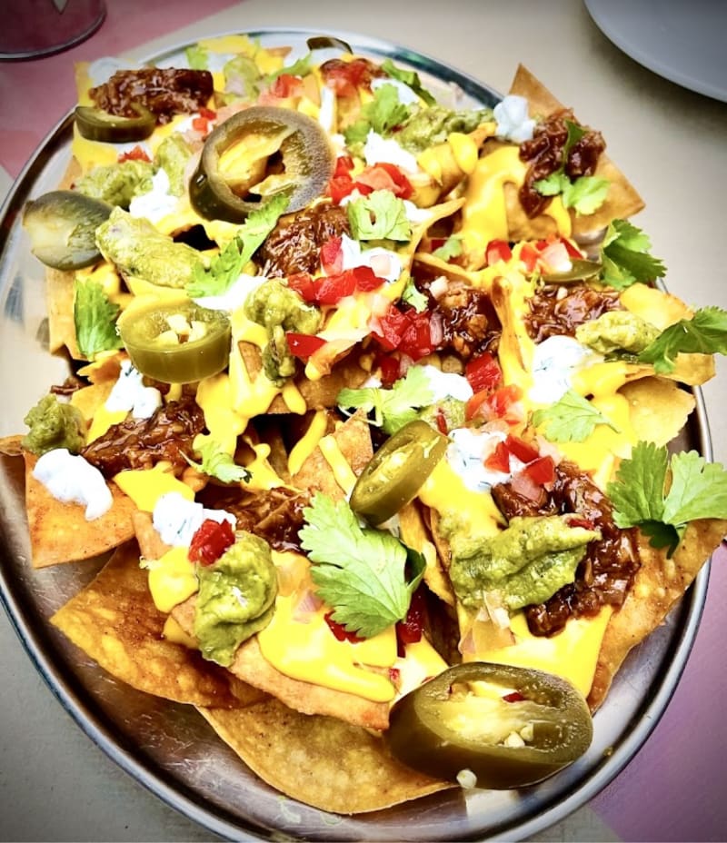 Restaurante Pickles Burger en Granada Menú 2024, opiniones, precios y