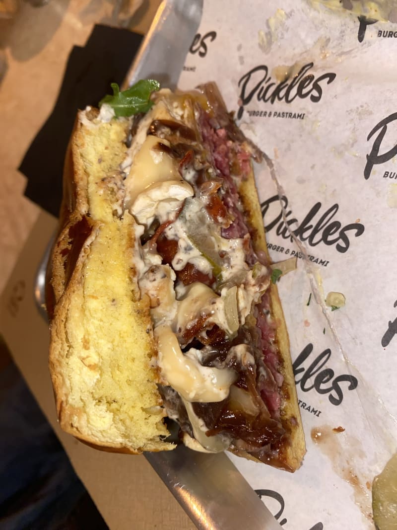 Restaurante Pickles Burger en Granada Menú 2024, opiniones, precios y