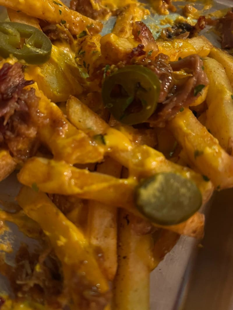 Restaurante Pickles Burger en Granada Menú 2023, opiniones, precios y