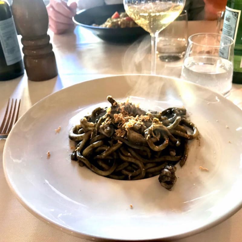 Bigoli ai calamari e bottarga di tonno - Beluga, Verona