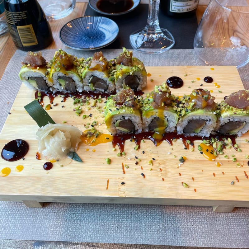 Uramaki tonno  - SushiBar La Marmotta