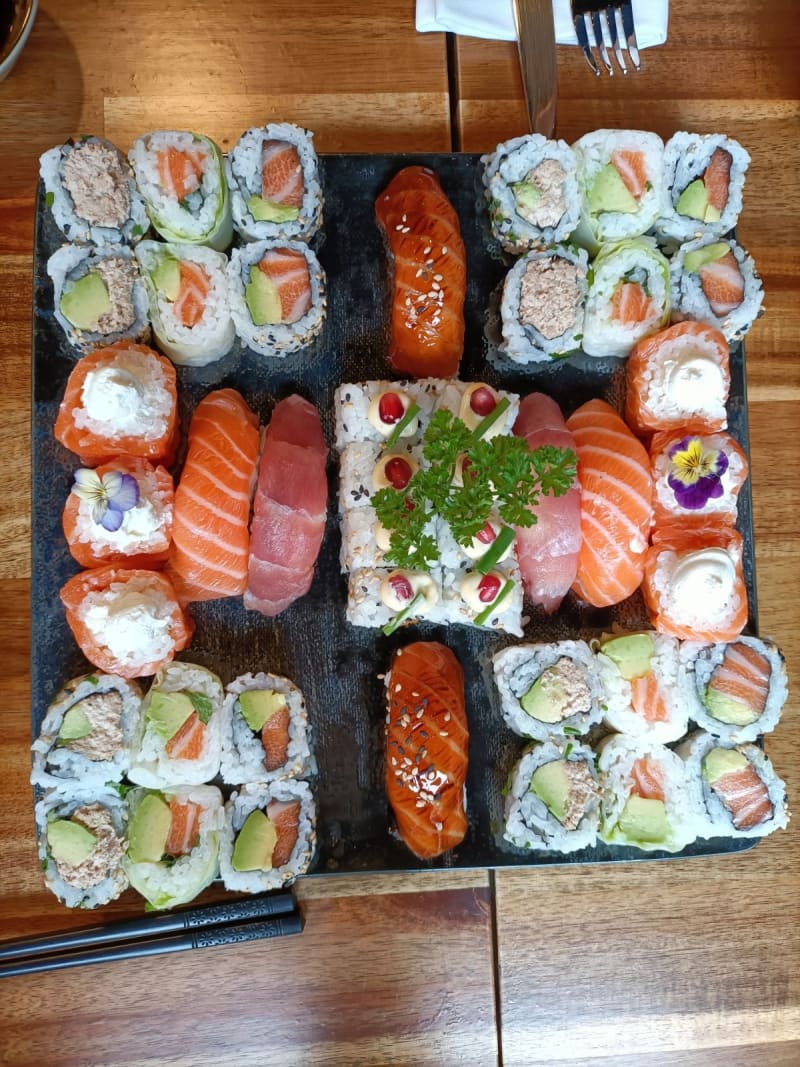 Nki Sushi, Paris