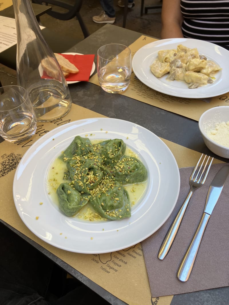 Pasta Bella a Bologna Menu, prezzi, immagini, recensioni e indirizzo