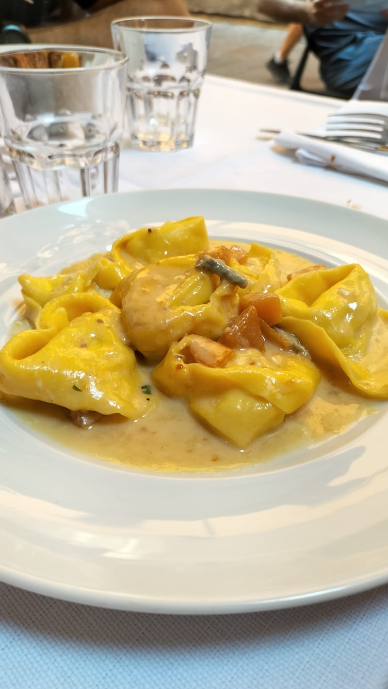 Pasta Bella a Bologna Menu, prezzi, immagini, recensioni e indirizzo