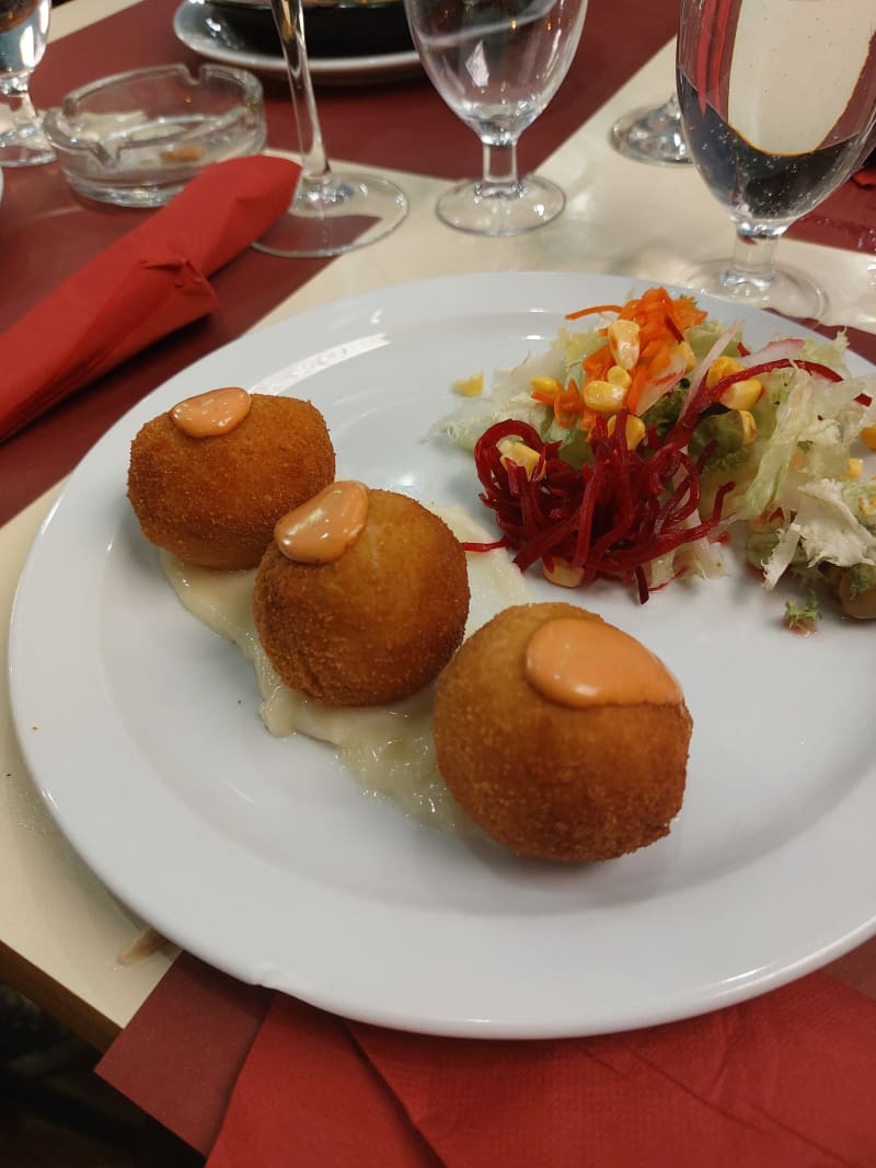 Bombas - Restaurant cafeteria Sancho, Barcelona