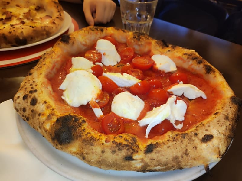 PizzAgnolo, Florence