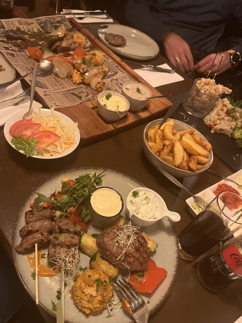 Balkan Restaurant - Fine Dining Since 1984, Ede