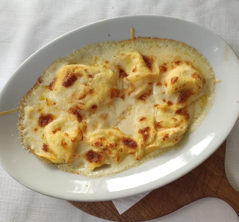 Cappellacci al formaggio di fossa gratinati  - La Grotta