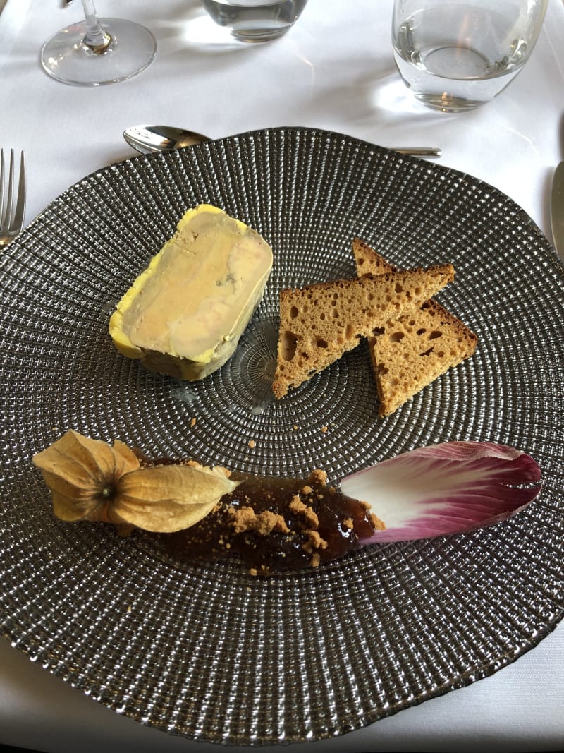 Entrée de foie gras - L'Unico coté jardin, au clos de la Perrière