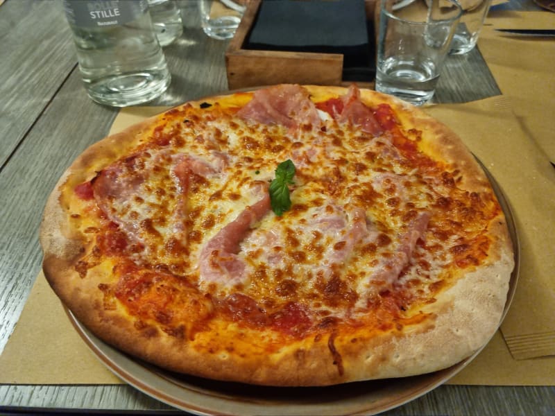 Pizza Mia - CRU Winery, Catania