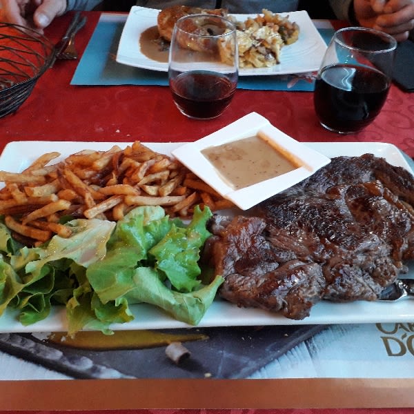 Viande très tendre, plat copieux - Restaurant de la Mairie