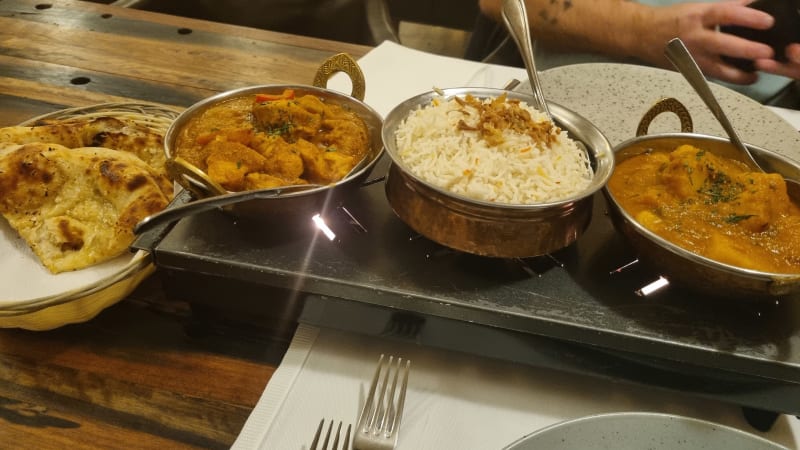 Royal Curry, Leidschendam