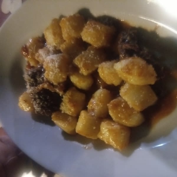 Gnocchi con goulash - Al Poeta