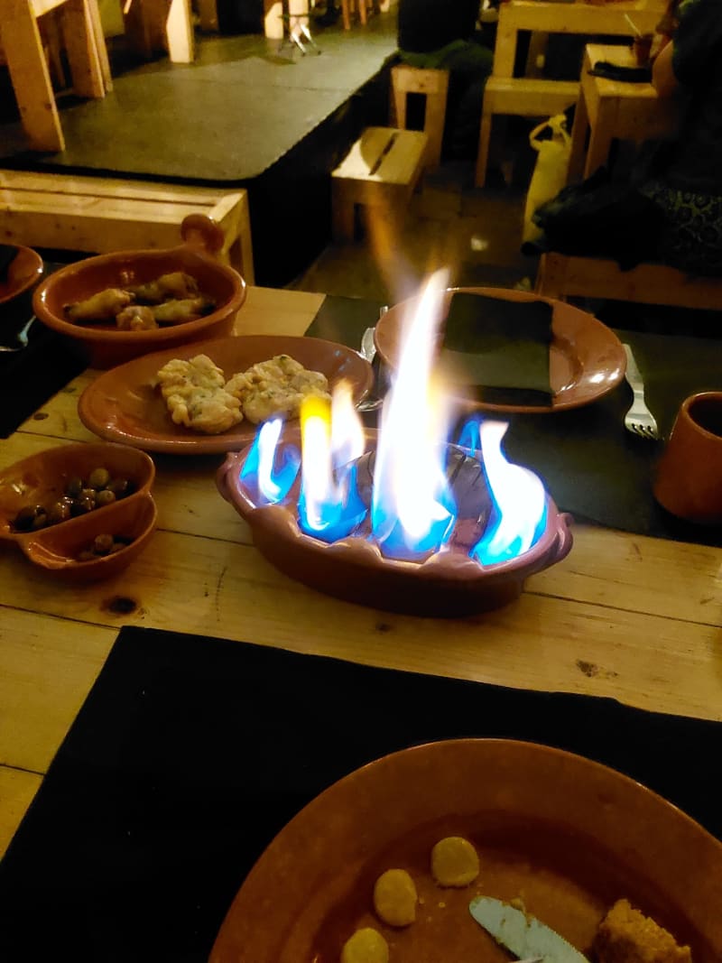 Associação do Fado Casto - Casa de Fados , Lisbon