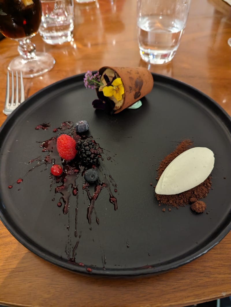 Design Centre Nini Andrade Silva in Funchal Restaurant Reviews, Menus, and Prices TheFork Design Centre Nini Andrade Silva in Funchal Restaurant Reviews, Menus, and Prices TheFork
